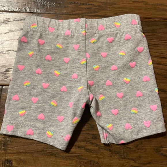 New Carter’s 2 pack bike shorts blue grey heart print size 9 months - Picture 3 of 5